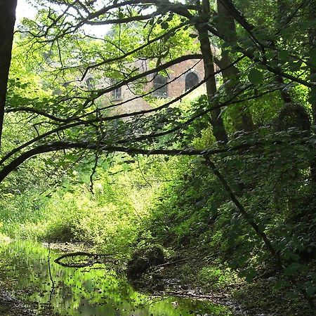 Cotswolds Valleys Accommodation - Exclusive Use Character One Bedroom Family Holiday Apartment Stroud  Bagian luar foto