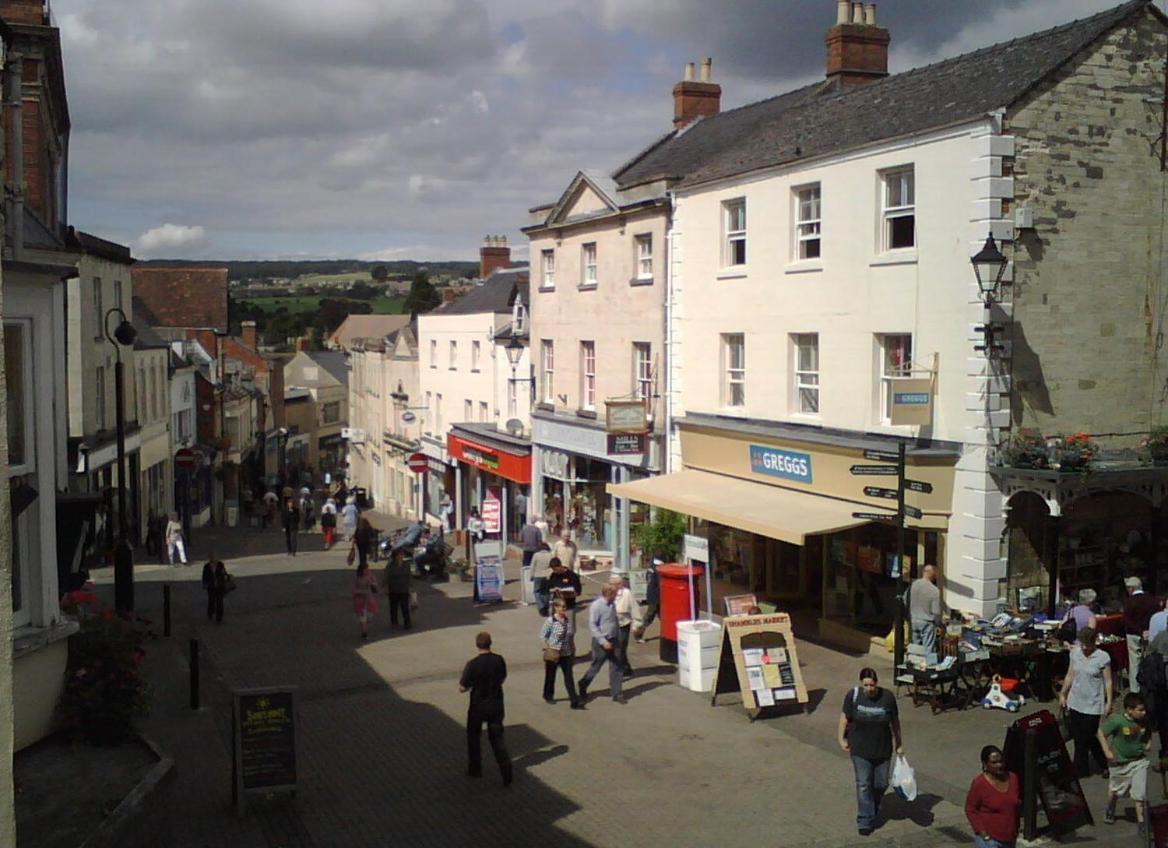 Cotswolds Valleys Accommodation - Exclusive Use Character One Bedroom Family Holiday Apartment Stroud  Bagian luar foto